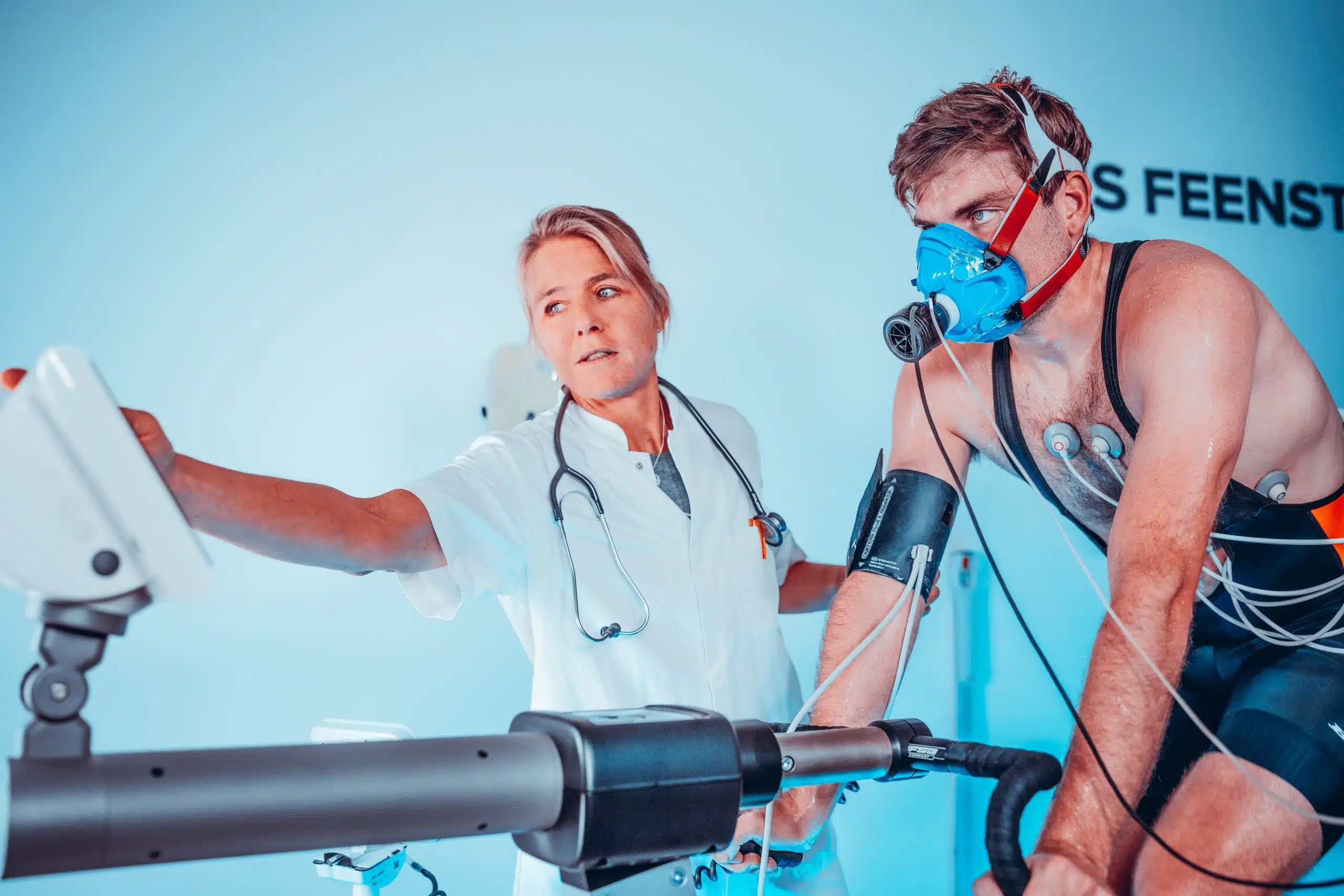 Lode_Het-OmniumSports-Medicine-scaled